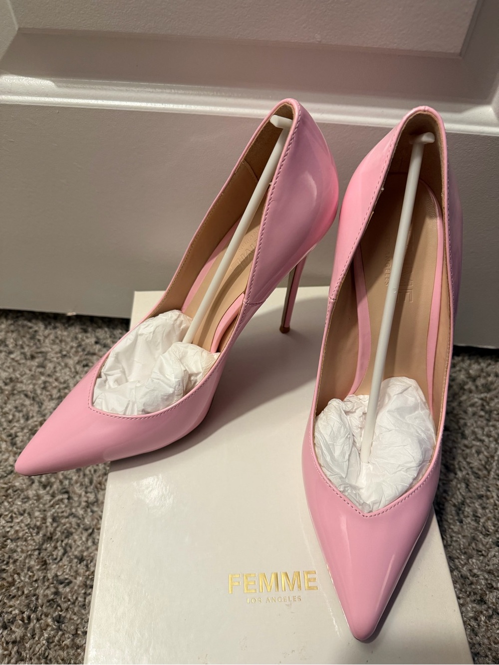 Classic Pink Patent Pointed-Toe Pumps - Picture 3 of 14